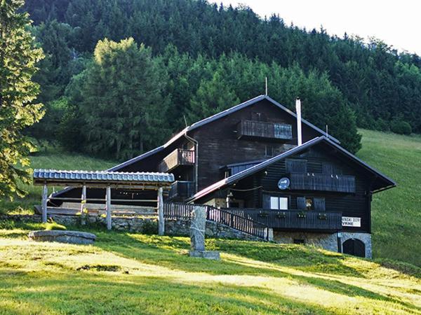 Planinski Dom Vrhe Hotel Trbovlje Kültér fotó